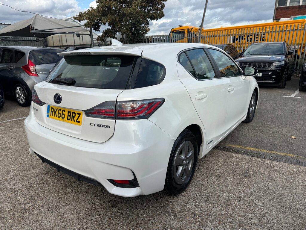 Lexus CT 200H 1.8 Advance Plus Cvt #8