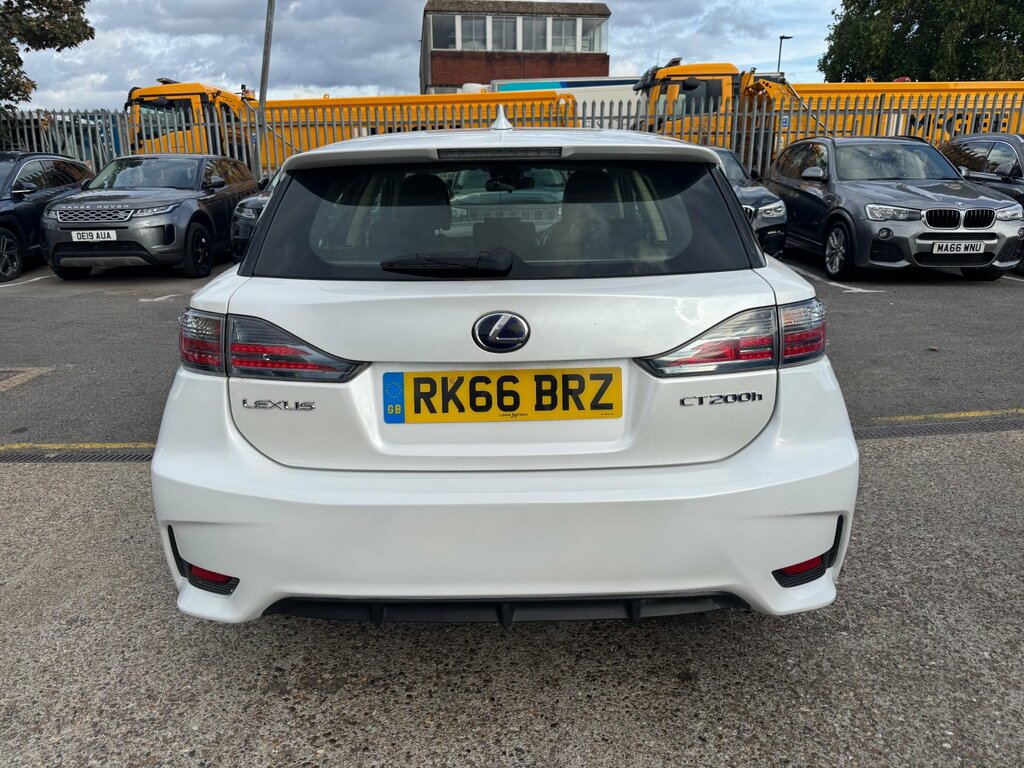 Lexus CT 200H 1.8 Advance Plus Cvt #10