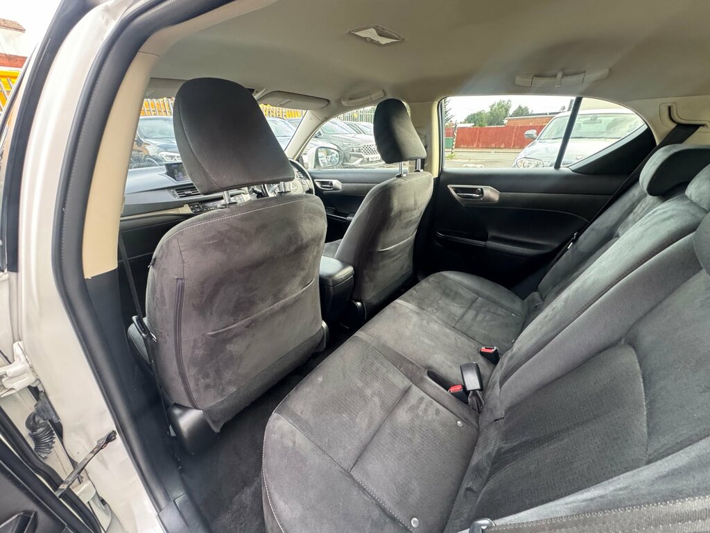 Lexus CT 200H 1.8 Advance Plus Cvt #27