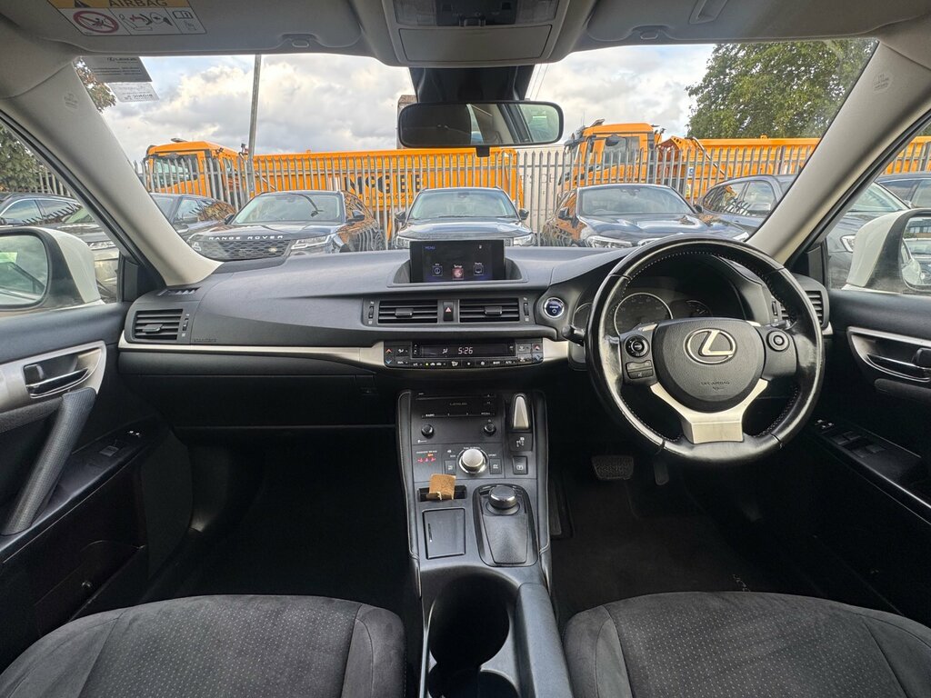 Lexus CT 200H 1.8 Advance Plus Cvt #28