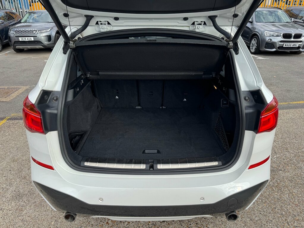 BMW X1 Sdrive18d Xline Black #43