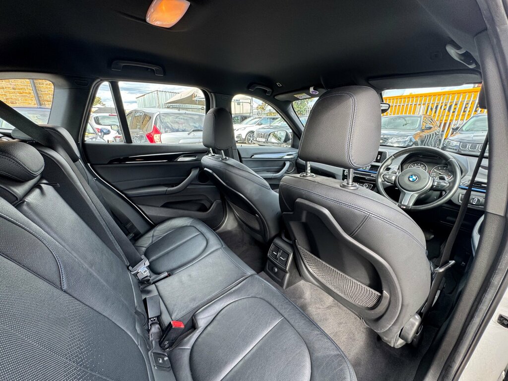 BMW X1 Sdrive18d Xline Black #30