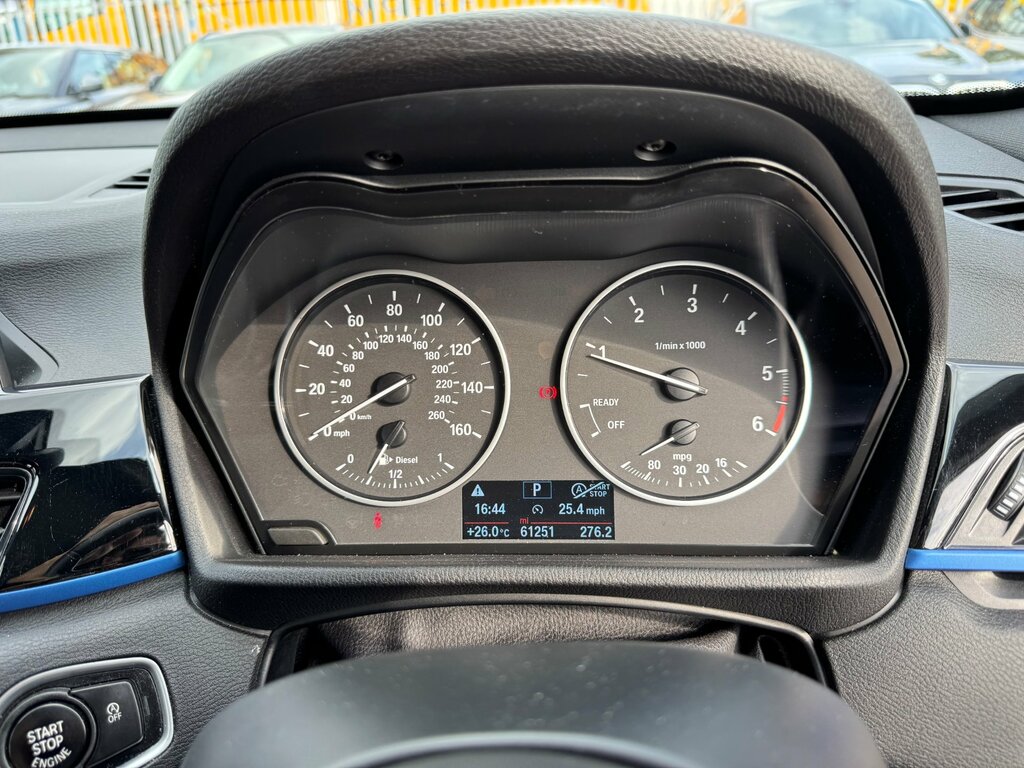 BMW X1 Sdrive18d Xline Black #21