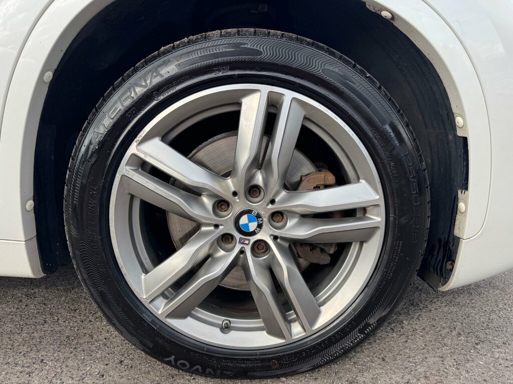 BMW X1 Sdrive18d Xline Black #15