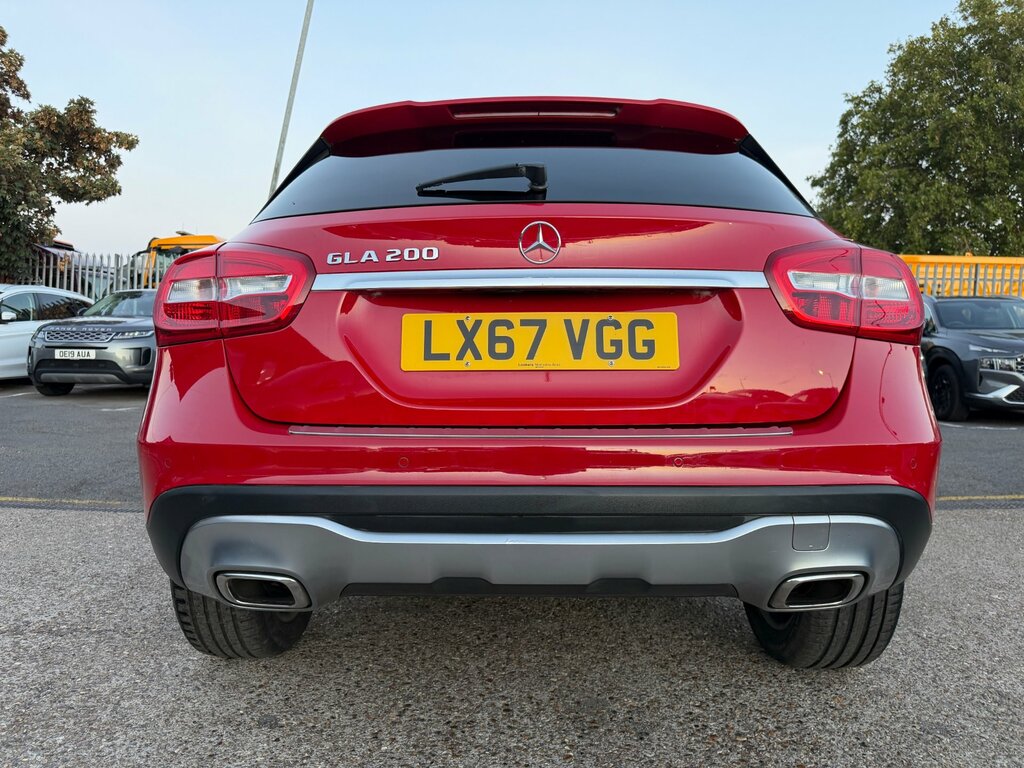 Mercedes-Benz GLA Class Amg Line Black #17