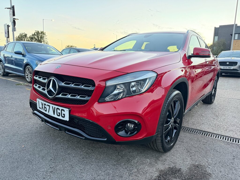 Mercedes-Benz GLA Class 1.6 Gla200 Sport Executive Suv 7G-dct Red #6