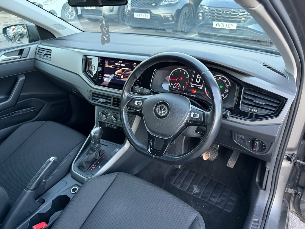 Volkswagen Polo Se White #23