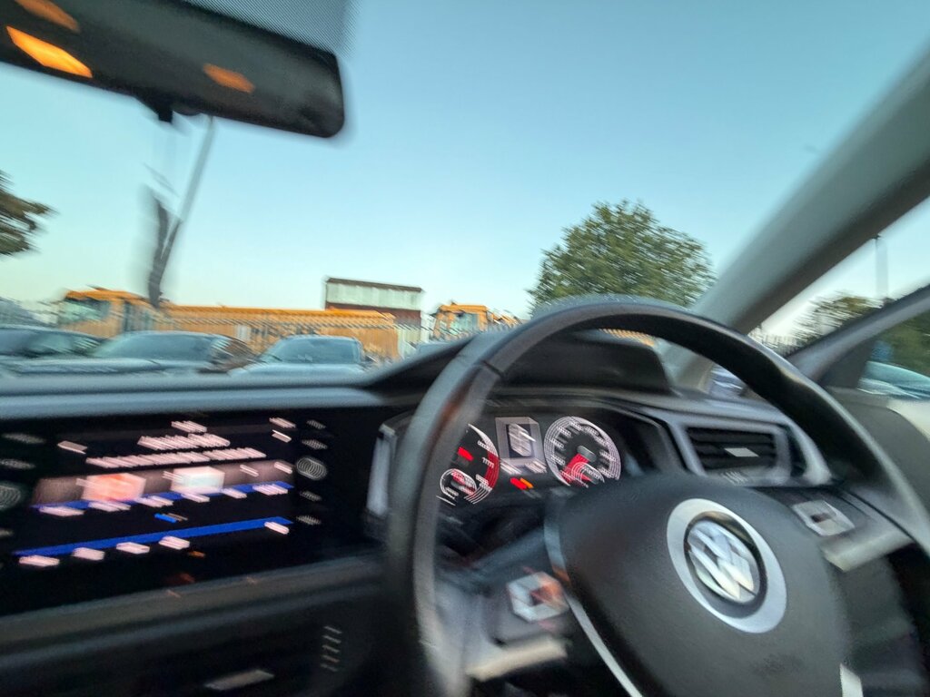 Volkswagen Polo Se White #33