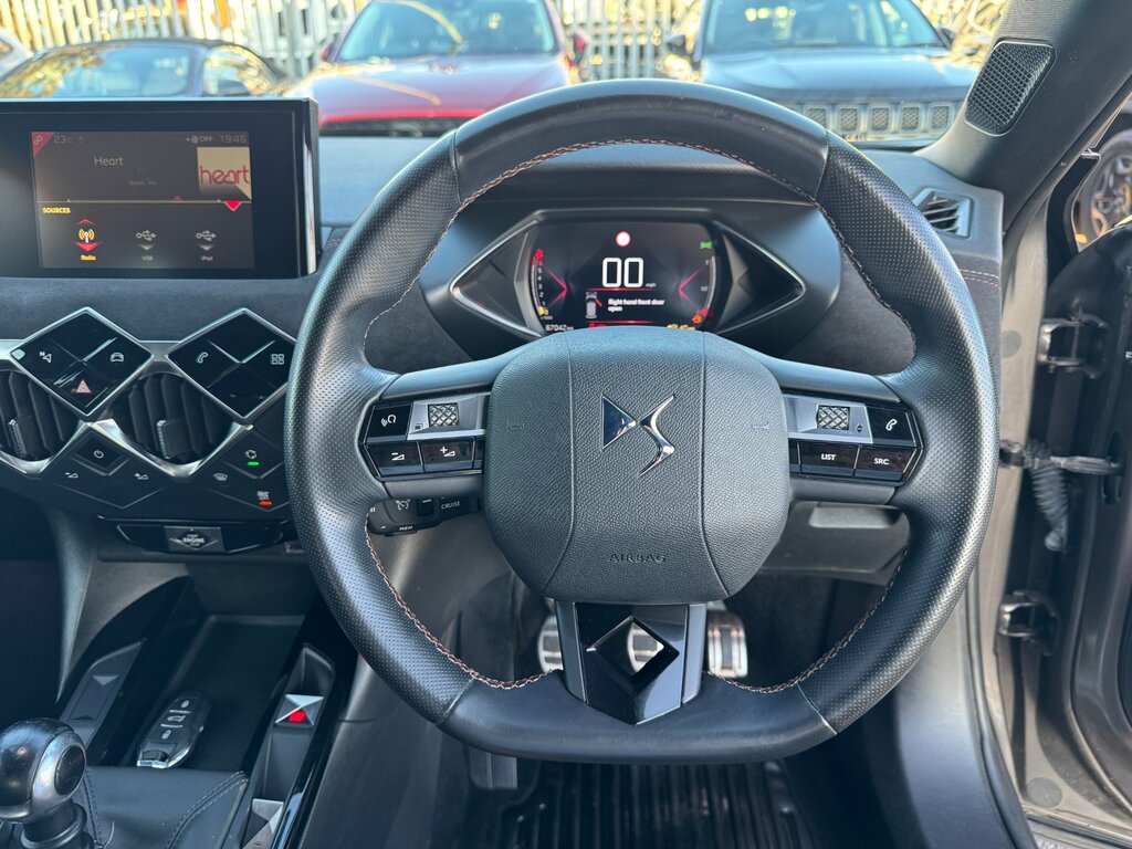 DS DS 3 Crossback Ds3 Crossback Ultra Prestige Puretech Ss Blue #16