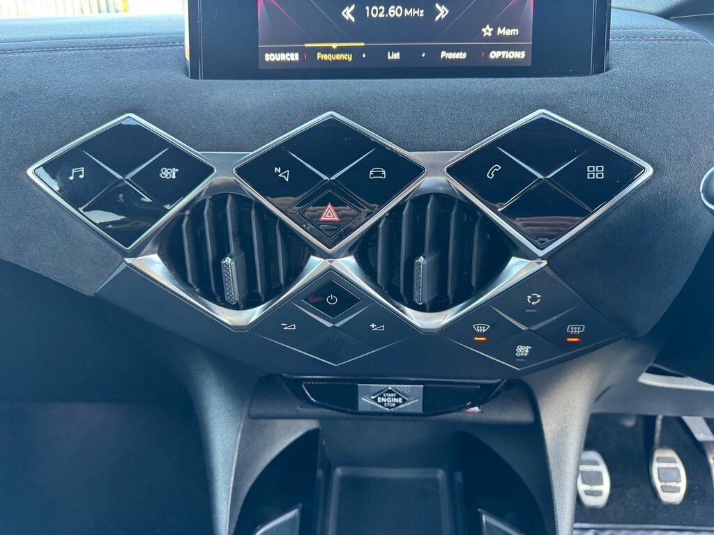 DS DS 3 Crossback Ds3 Crossback Ultra Prestige Puretech Ss Blue #18