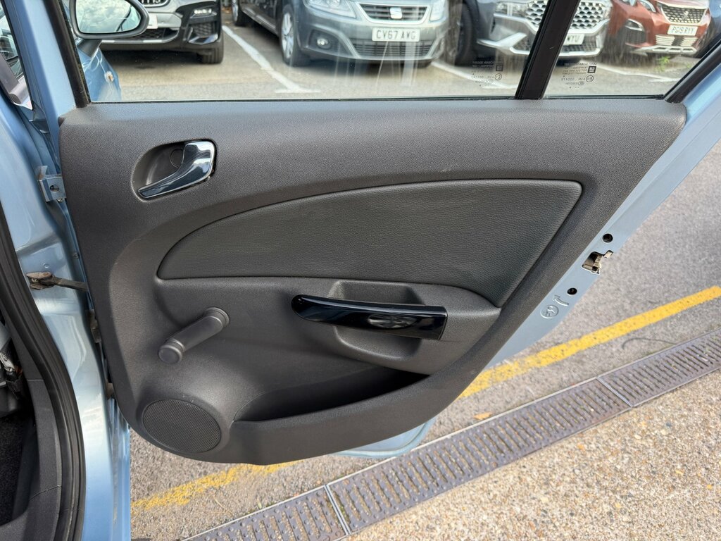 Vauxhall Corsa 1.2I 16V Design Blue #46
