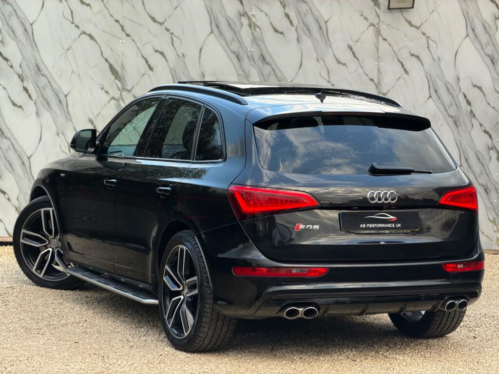 Audi SQ5 3L Plus Black #19
