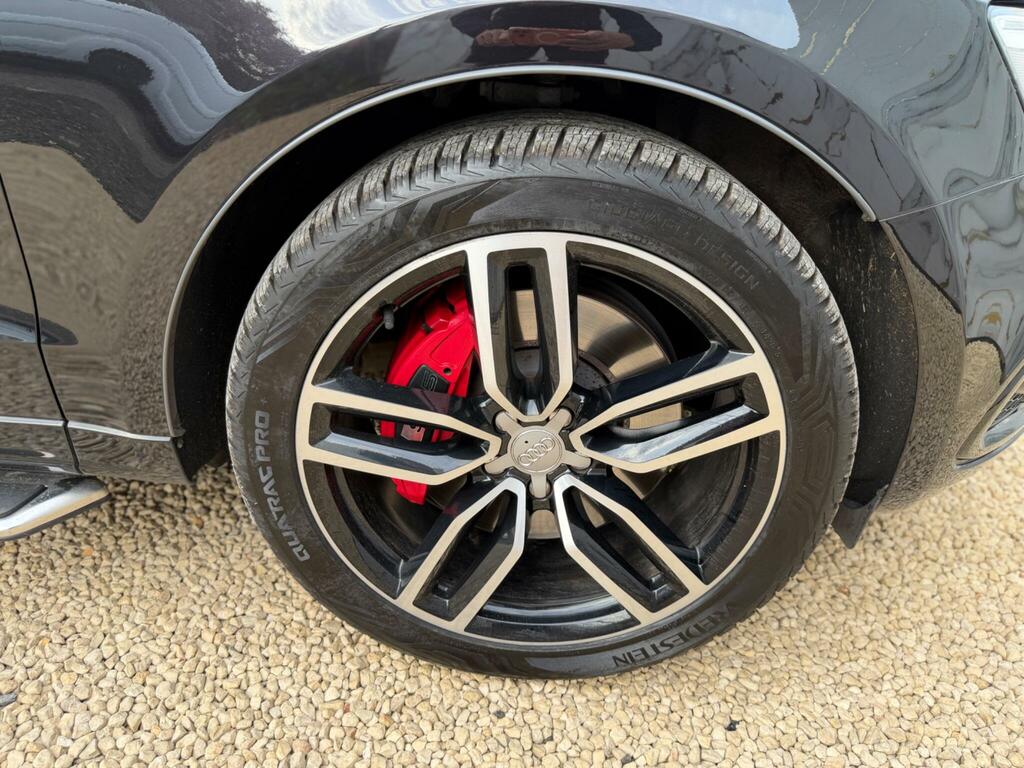 Audi SQ5 3L Plus Black #76
