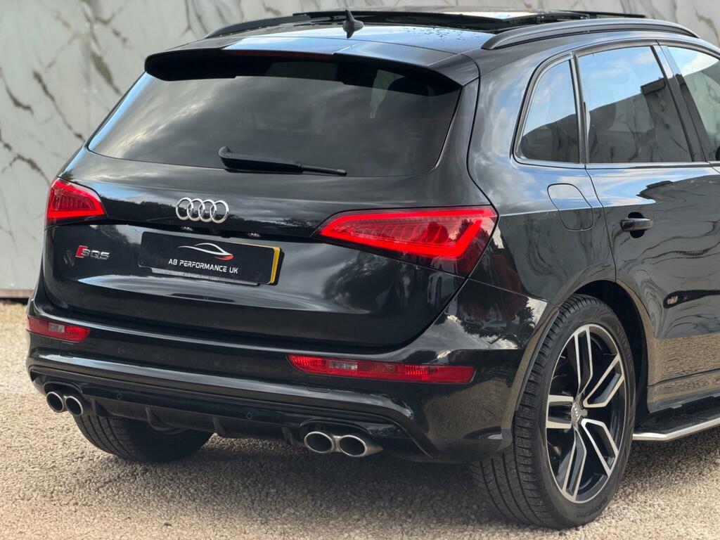 Audi SQ5 3L Plus Black #43
