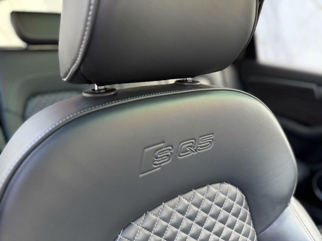 Audi SQ5 3L Plus Black #41