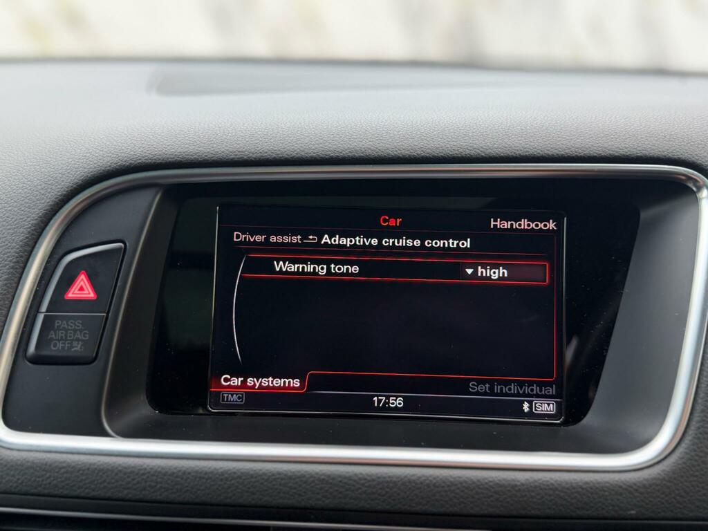 Audi SQ5 3L Plus Black #45