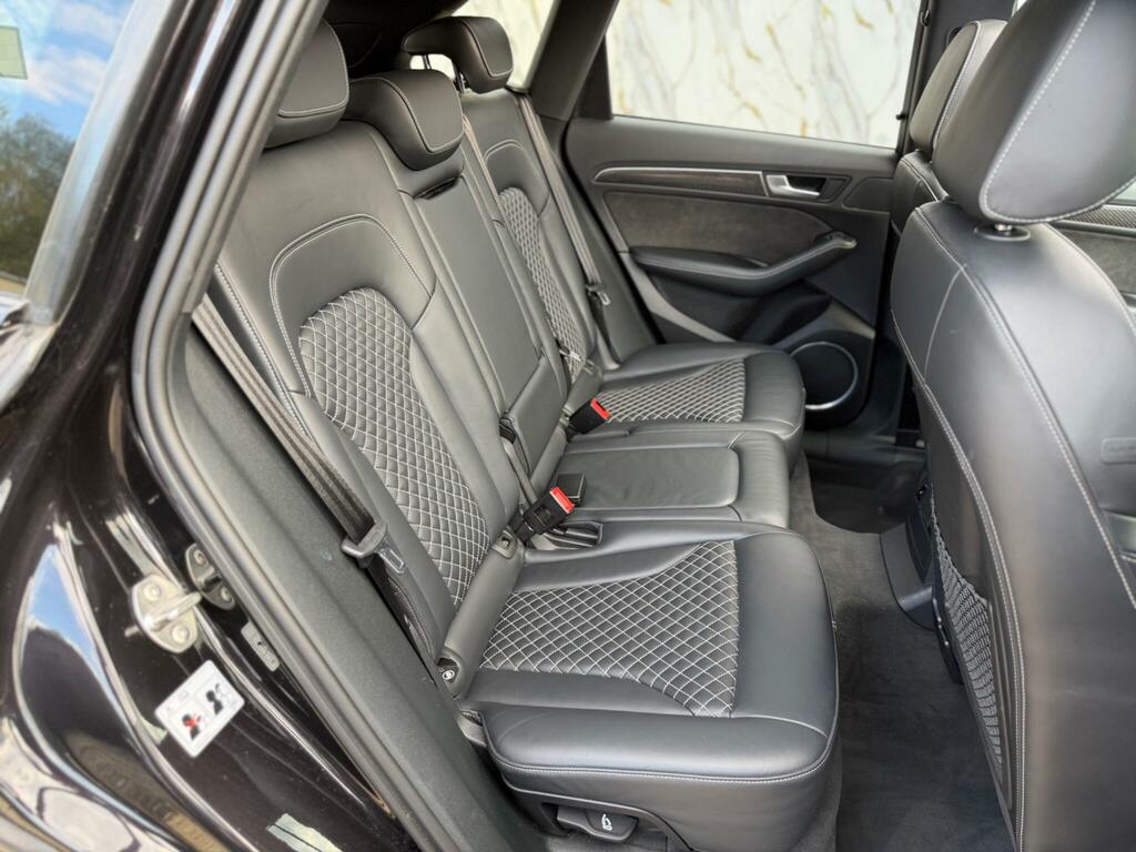 Audi SQ5 3L Plus Black #23