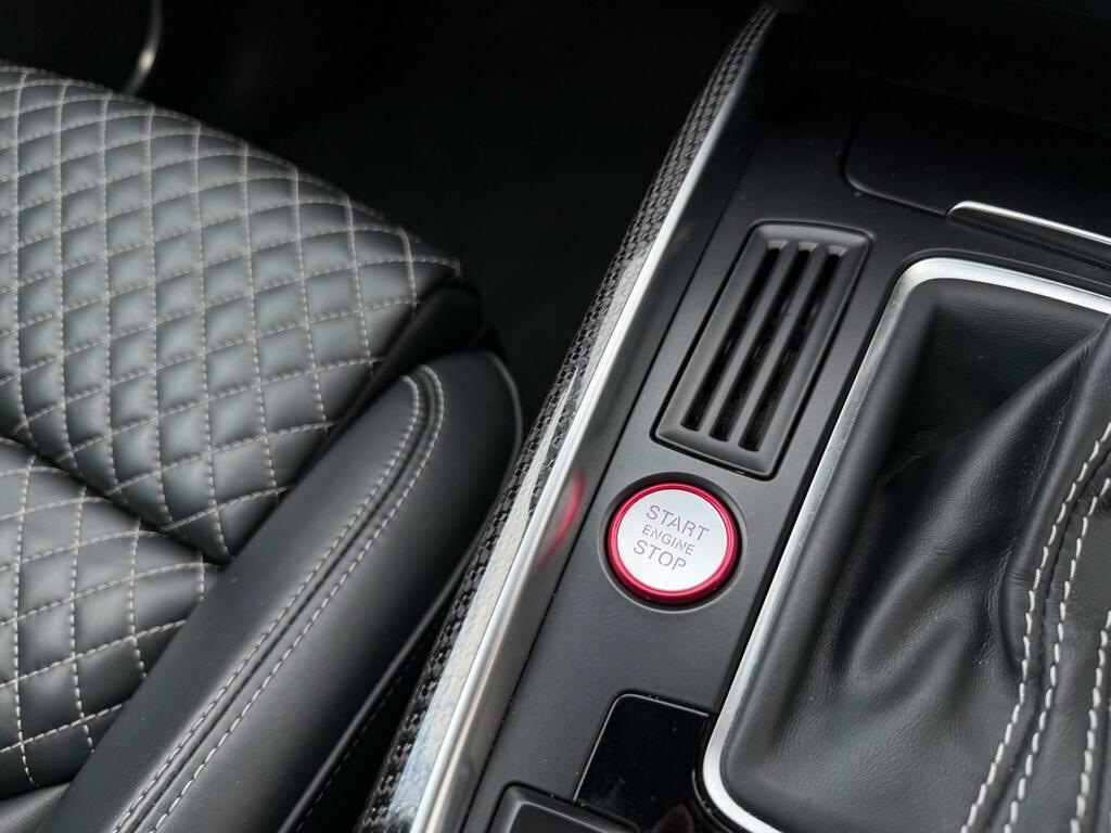 Audi SQ5 3L Plus Black #16