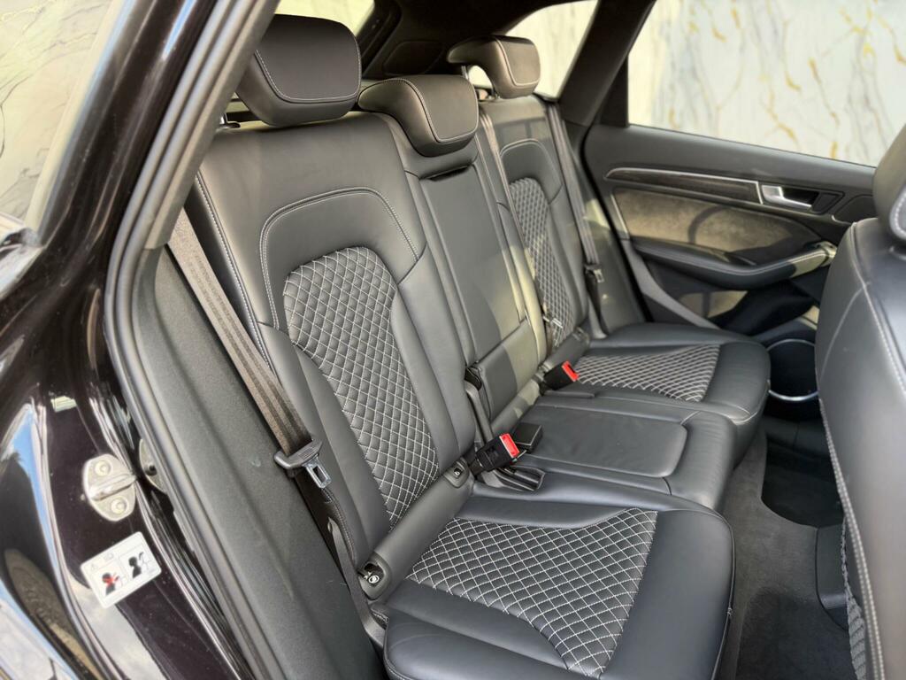 Audi SQ5 3L Plus Black #31