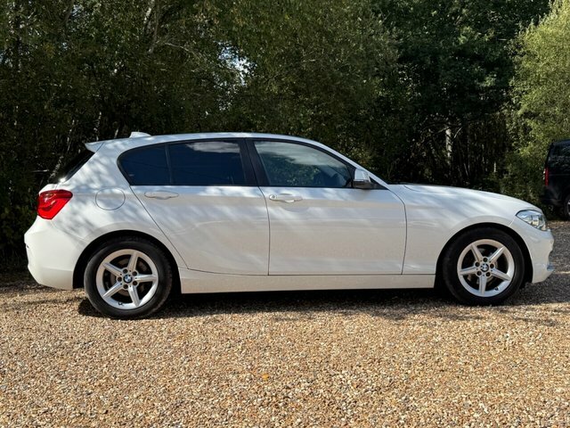 BMW 1 Series 116D Ed Plus Hatchback YC66ARZ White #5