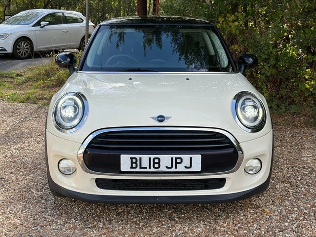 Mini Hatch Cooper Hatchback White #6