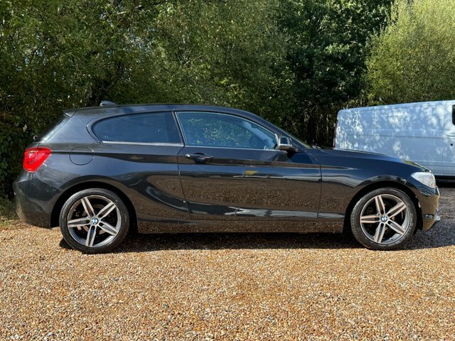 BMW 1 Series 118I Sport Hatchback Black #6