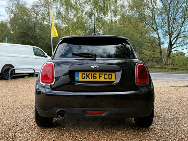 Mini Hatch One Hatchback Black #4