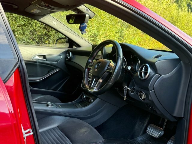 Mercedes-Benz CLA Class 2.1 Cla220 Cdi Amg White #13