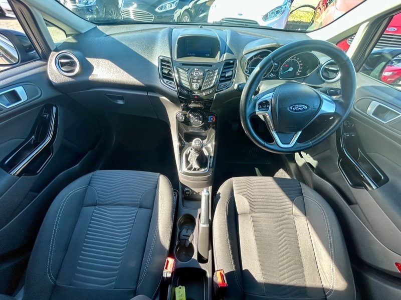 Ford Fiesta Zetec Fshblue Toothisofix Black #2
