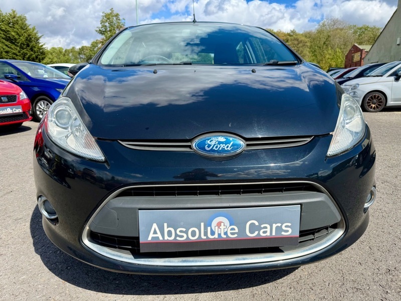 Ford Fiesta Zetec Black #4