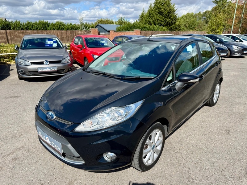 Ford Fiesta Zetec Black #5