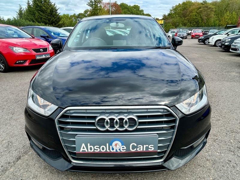 Audi A1 Sportback Tfsi Sport Navrear Black #5