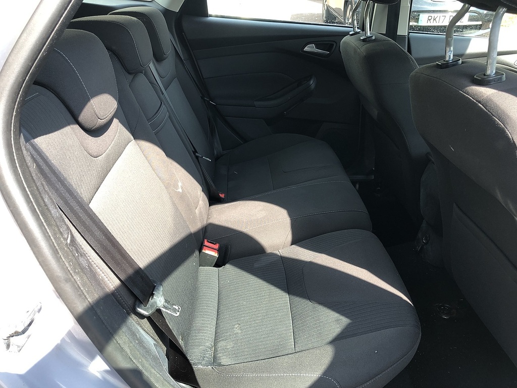 Ford Focus 1.6 Titanium Powershift Euro 5 Black #10