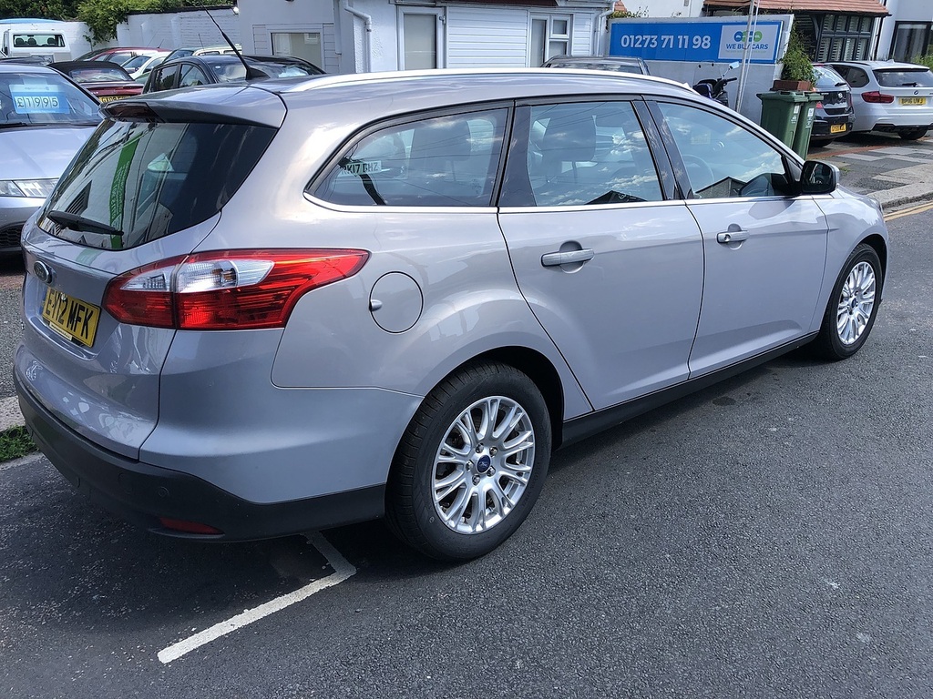 Ford Focus Titanium Silver #3