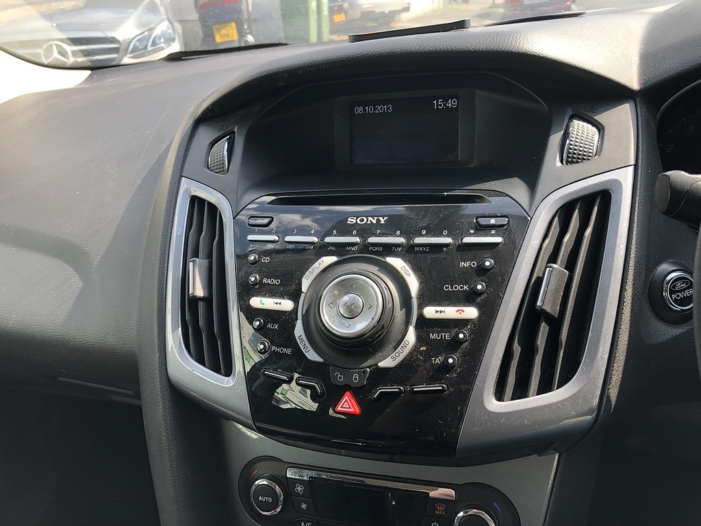Ford Focus 1.6 Titanium Powershift Euro 5 Black #12