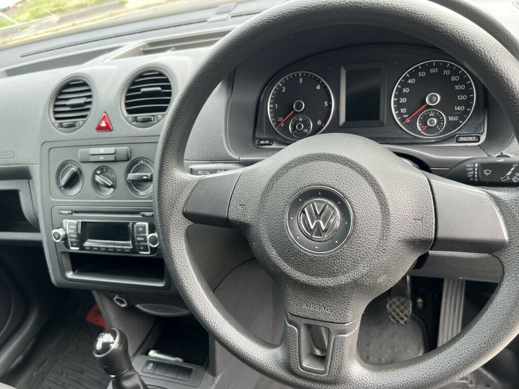 Volkswagen Caddy Mpv Black #10