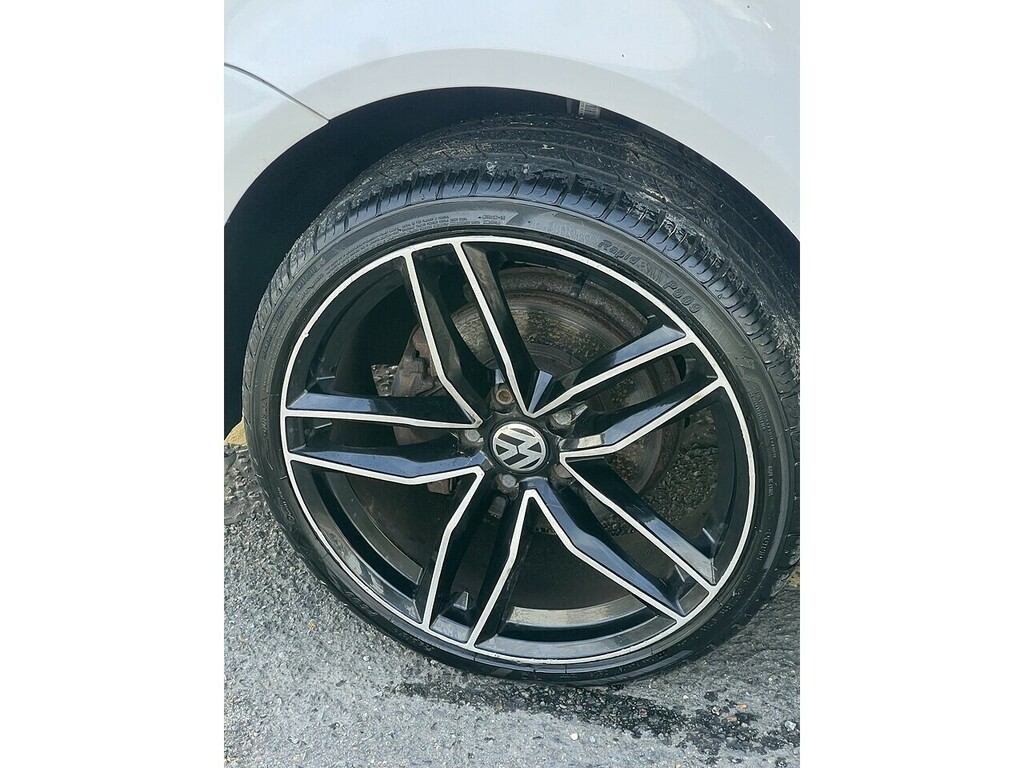 Volkswagen Caddy Mpv Black #13