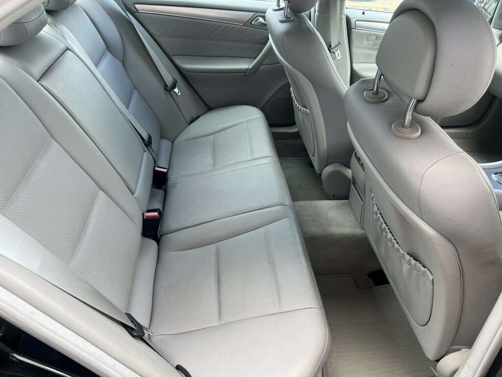 Mercedes-Benz C Class 2.1L 2.1 Cdi Se Silver #10