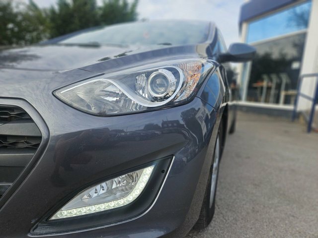 Hyundai I30 1.6 Crdi Blue Drive Se Hatchback Grey #5