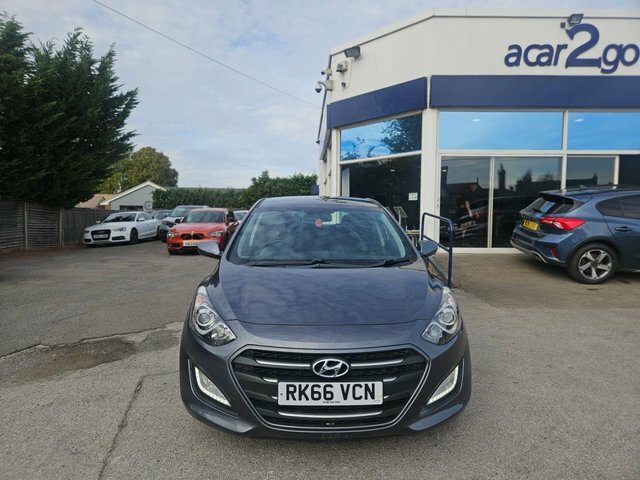 Hyundai I30 1.6 Crdi Blue Drive Se Hatchback Grey #3