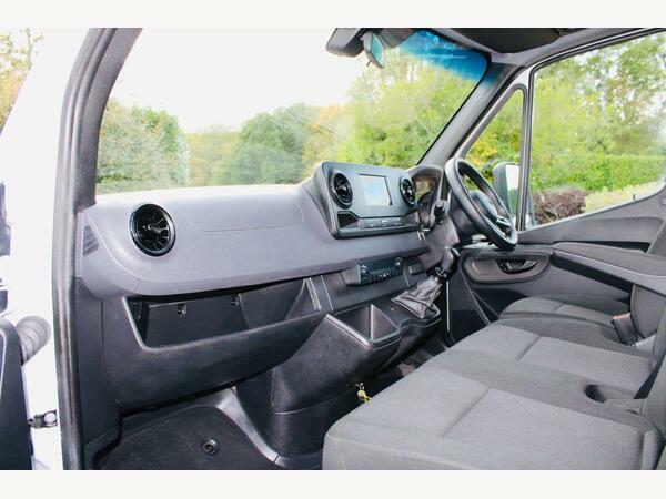 Mercedes-Benz Sprinter Luton 315 Cdi Rwd Luton L3 Euro 6 S S White #4