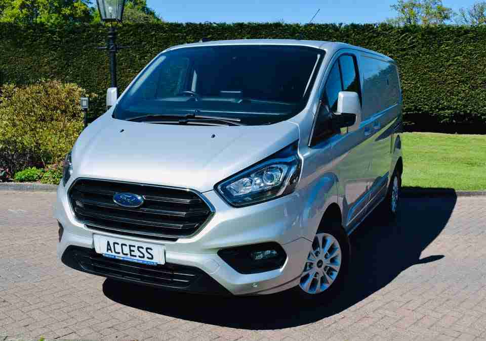 Ford Transit Custom Panel Van 2.0 300 Ecoblue Limited L1 H1 Euro Silver