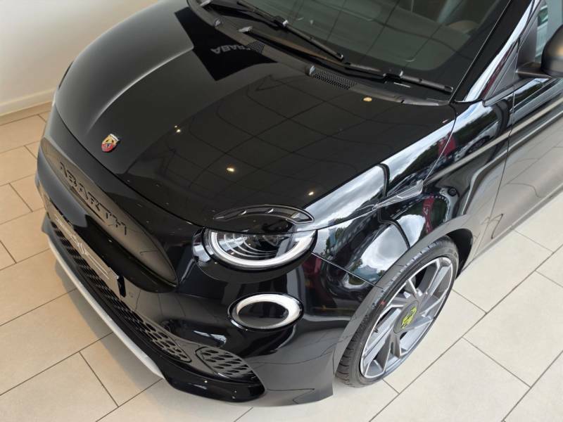 Abarth 500 114Kw 42.2Kwh Red #20