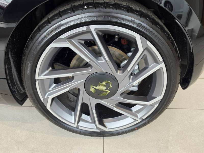 Abarth 500 114Kw 42.2Kwh Red #9