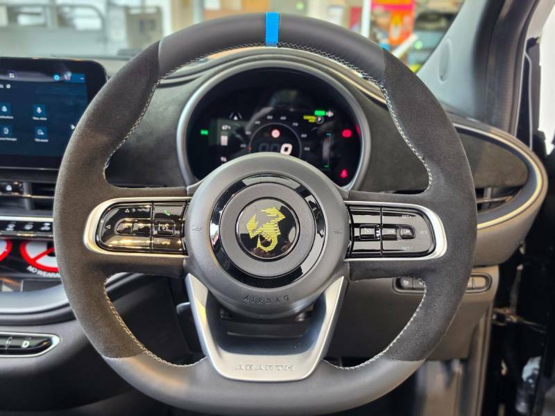 Abarth 500 114Kw 42.2Kwh Red #49