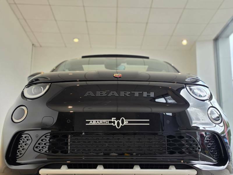 Abarth 500 114Kw 42.2Kwh Red #19