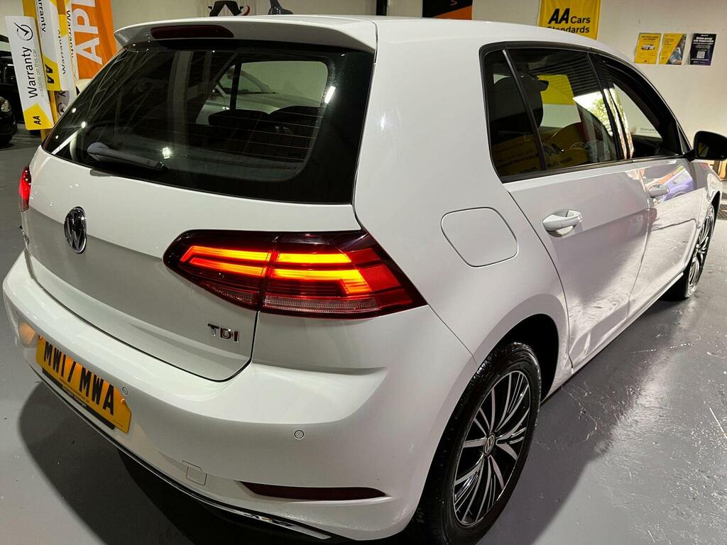 Volkswagen Golf Hatchback 1.6 Tdi Se Nav Dsg Euro 6 Ss 201 White #6