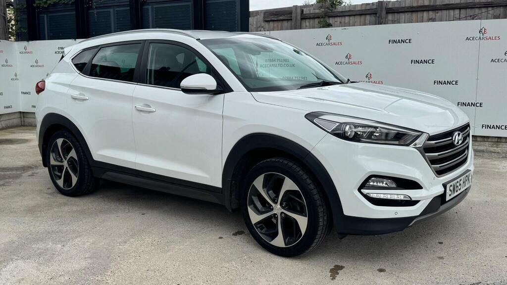 Hyundai Tucson 2.0 Crdi Blue Drive Premium Euro 6 Ss White #2