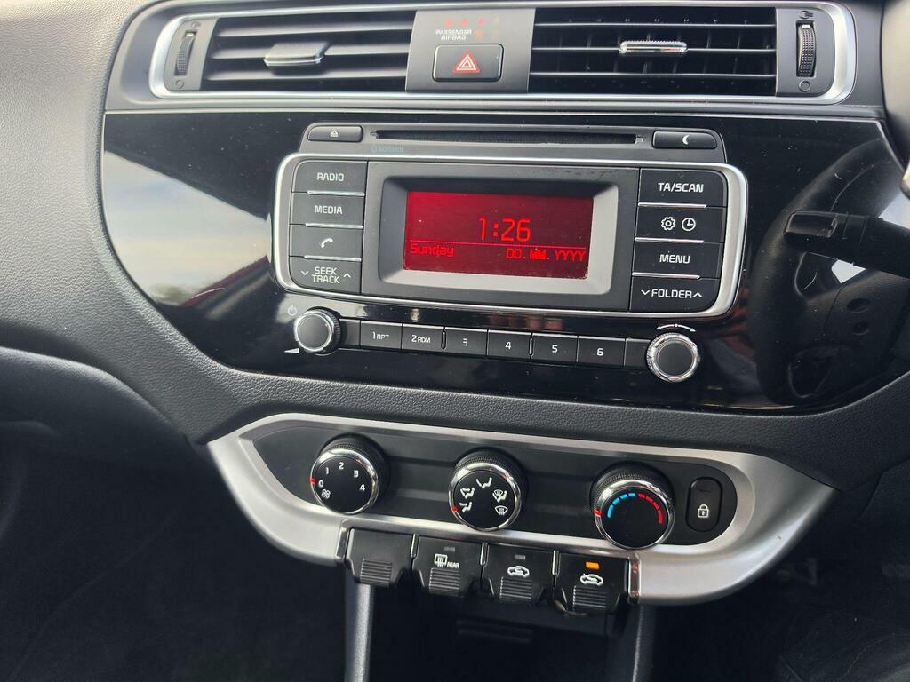 Kia RIO 1.4 3 White #7