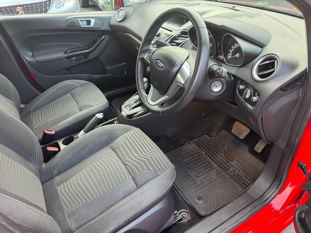 Ford Fiesta 1.6 Zetec Powershift Euro 5 Red #5